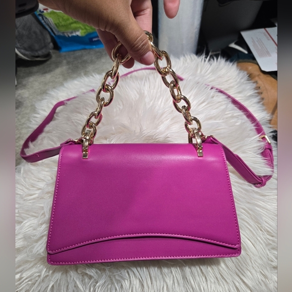 Urban Expressions Magenta Purse Crossbody/handbag Like New - Picture 2 of 16
